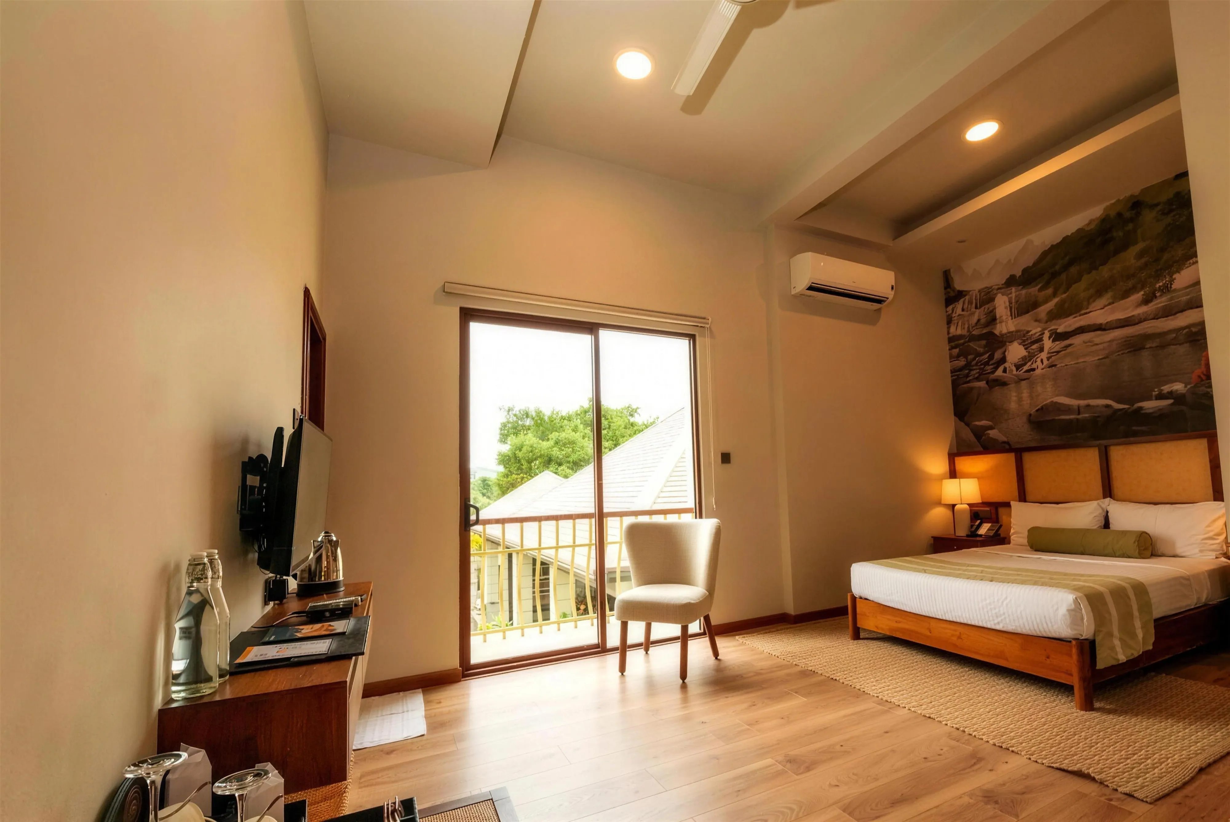 The rooms: Kevan's Casa, Mahiyanganaya