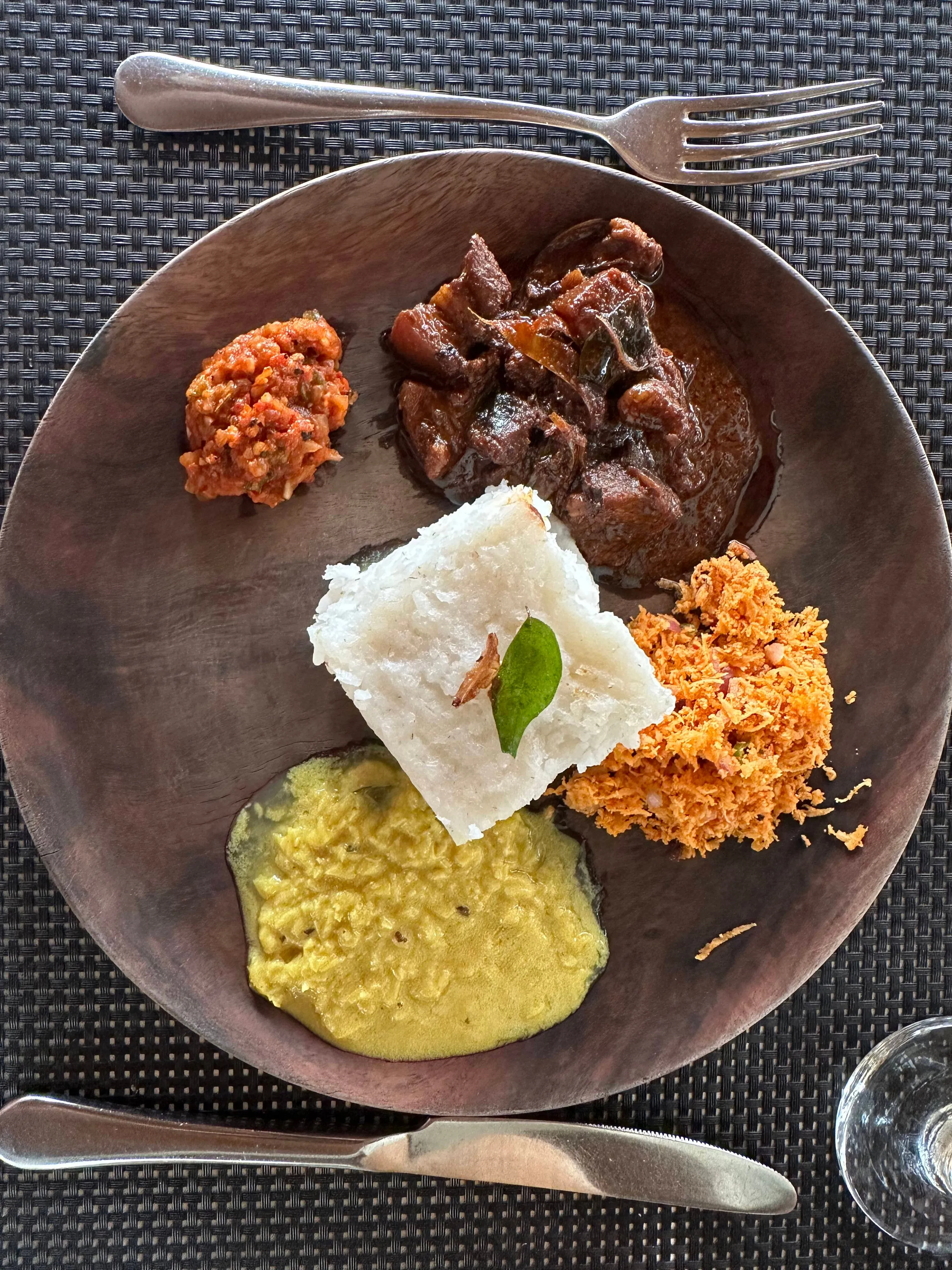 The table: Kevan's Casa, Mahiyanganaya