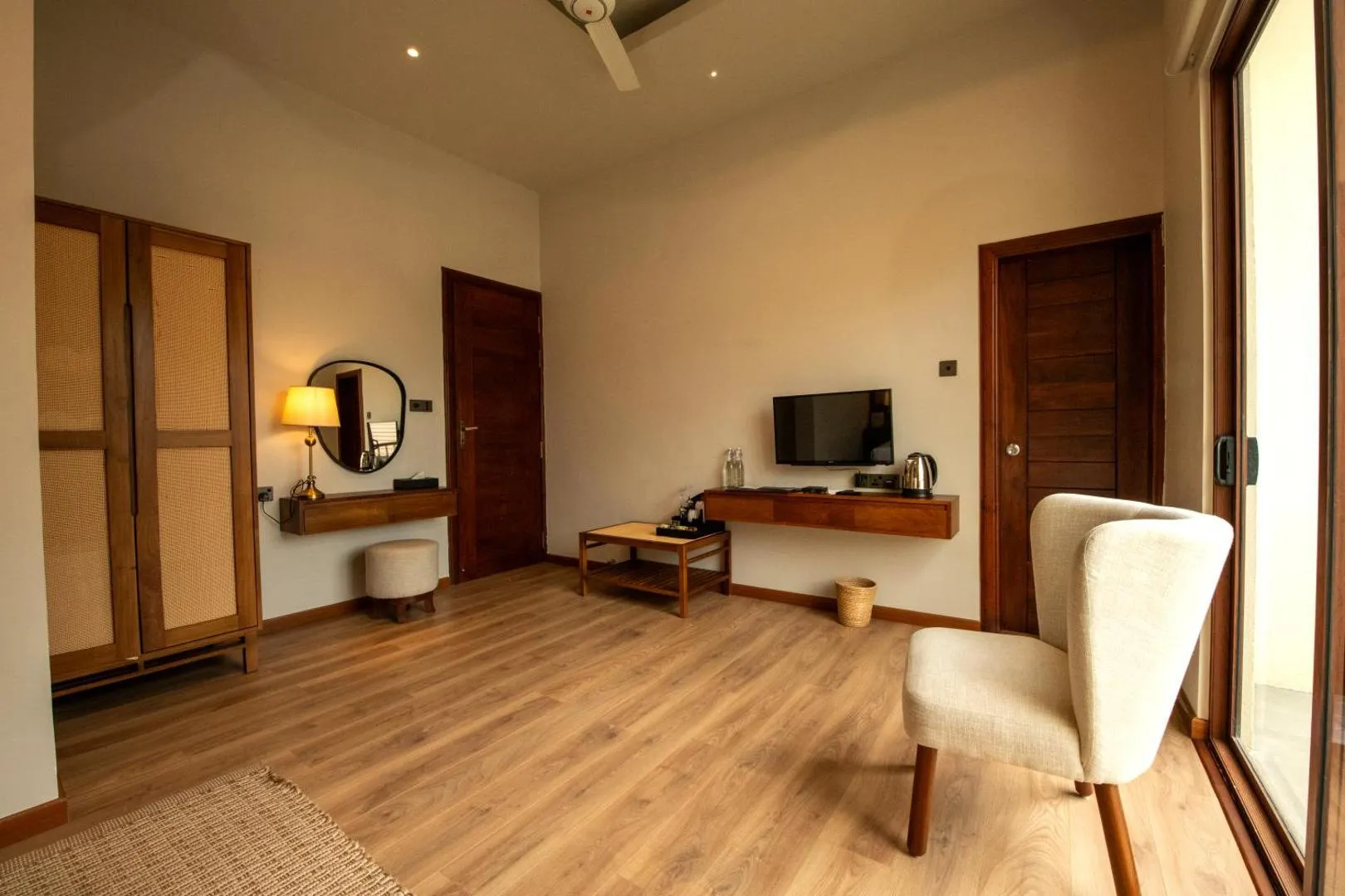 The rooms: Kevan's Casa, Mahiyanganaya