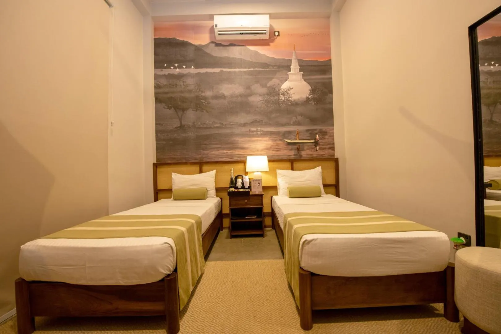 The rooms: Kevan's Casa, Mahiyanganaya